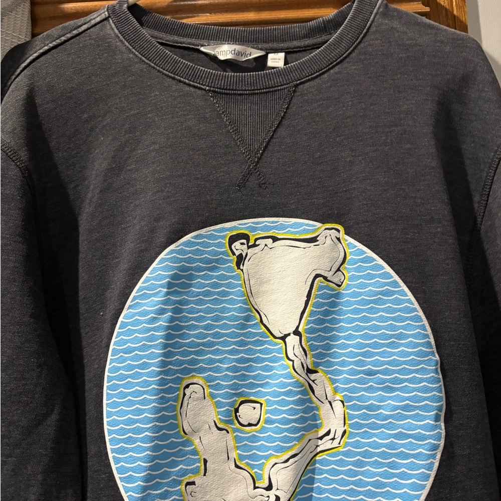 Camp David Soft Cotton Gray Crewneck Sweater with Graphic Design Sz M